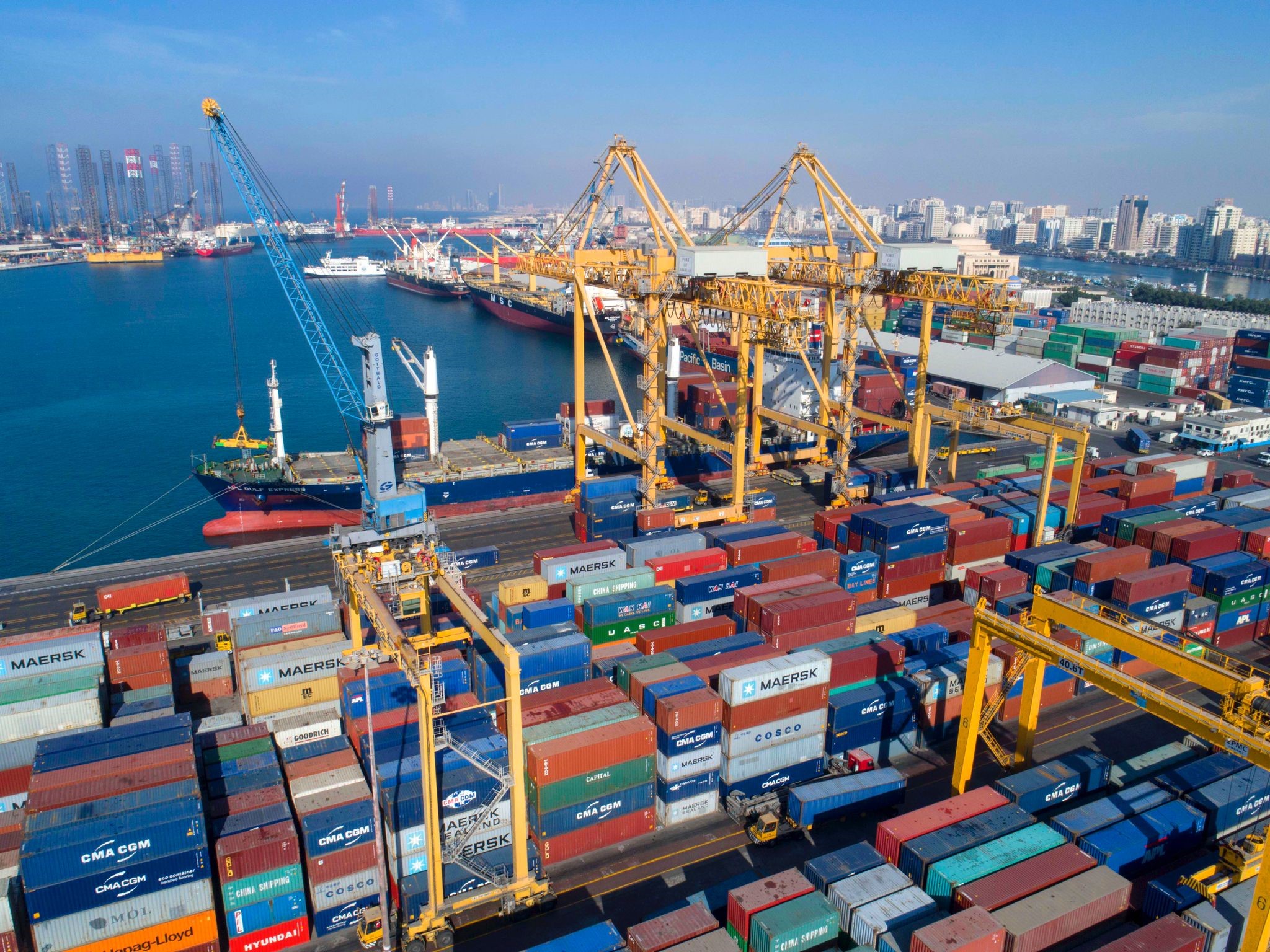 Gulftainer introduces New Container Service at the Sharjah Terminal