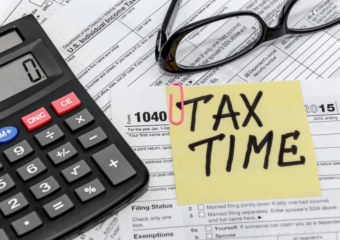Taxes For Expats: How to File Taxes When Living Outside the United States thumbnail