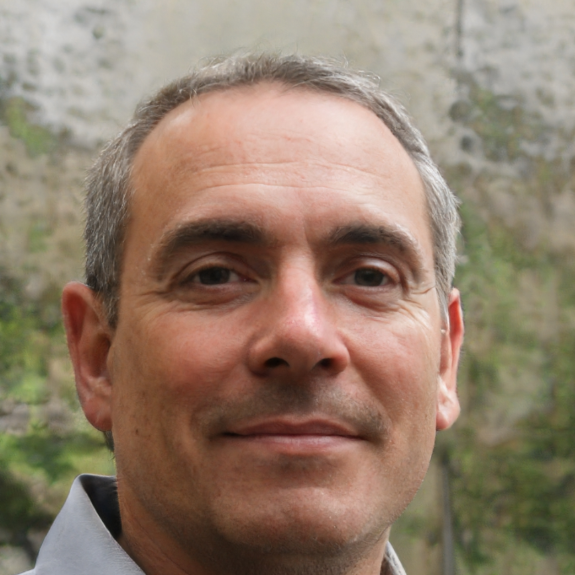 Josh Dichiaccio: Why Most Marketing Strategies Fail to Scale and the Systems CEOs Should Be Building Instead