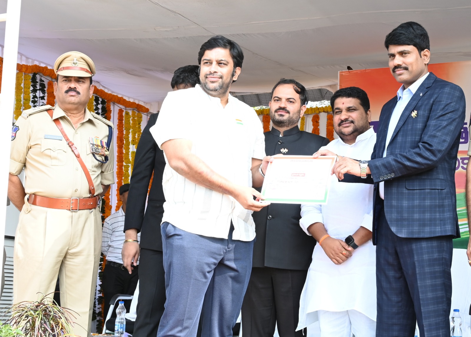 Dr B Palvan Recognized for Public Health Leadership and Excellence in Dermatology